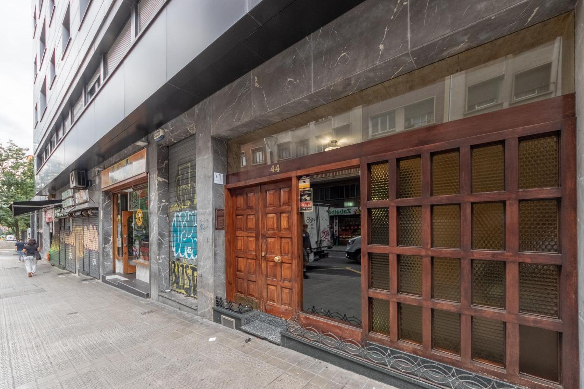 Apartament Amplio Y Acogedor Junto A Plaza Zabalburu Bilbao Zewnętrze zdjęcie