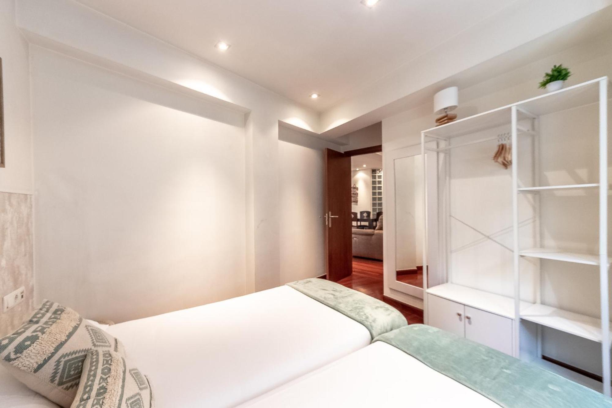 Apartament Amplio Y Acogedor Junto A Plaza Zabalburu Bilbao Zewnętrze zdjęcie
